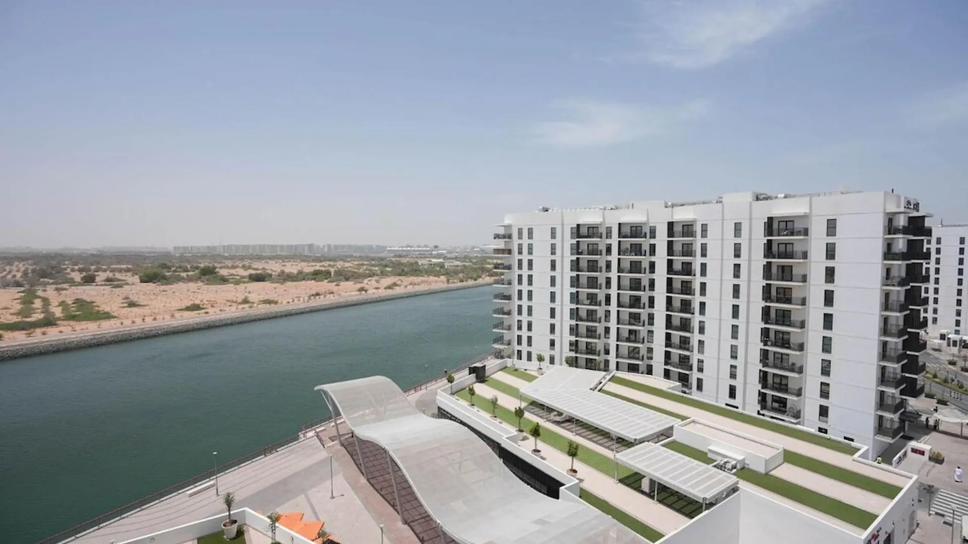 Bloomfields Stu Canal View Waters Edge Yas Island アブダビ 0*,  アラブ首長国連邦